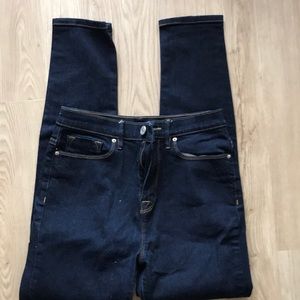 BDG Denim skinny jeans. Dark denim. NOT FADED